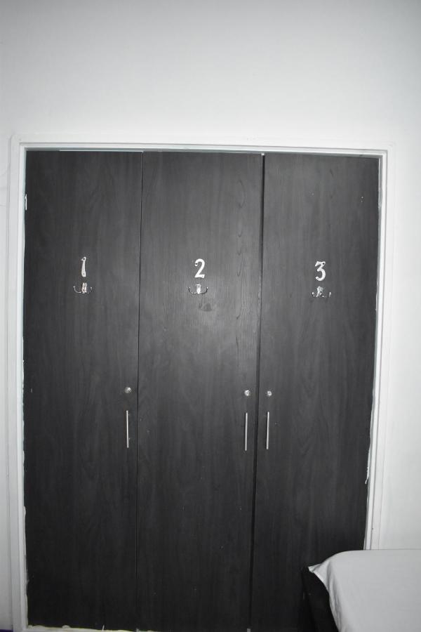 Esmed Hostel メデジン エクステリア 写真