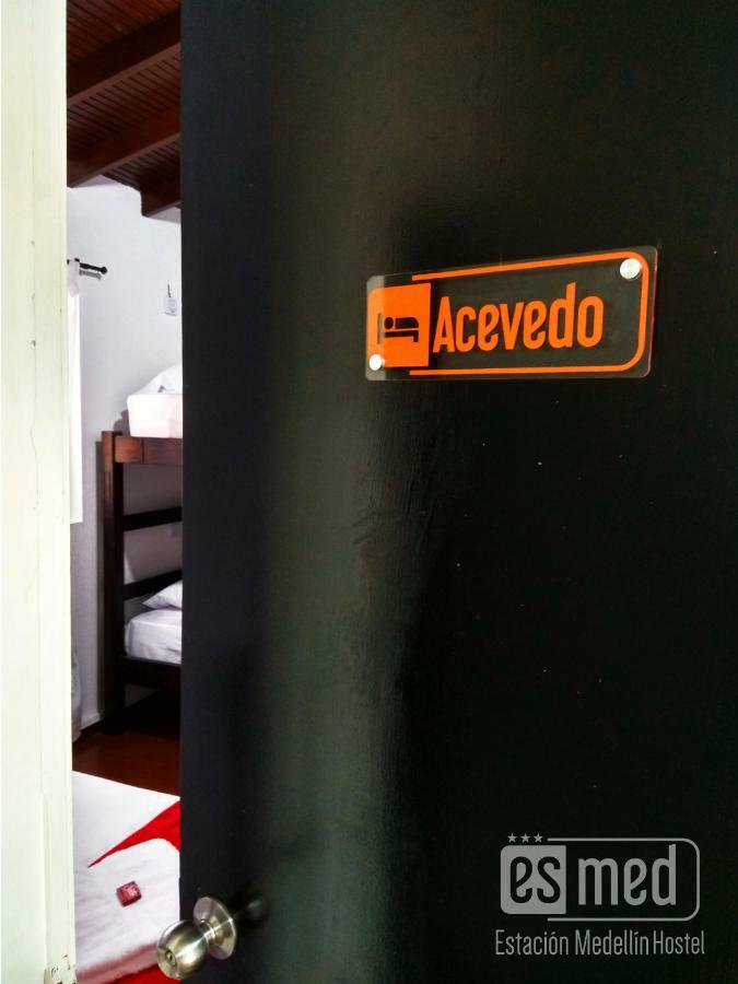 Esmed Hostel メデジン エクステリア 写真