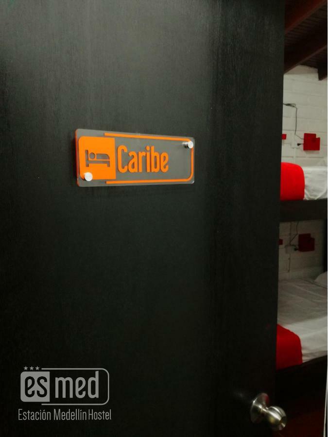 Esmed Hostel メデジン エクステリア 写真
